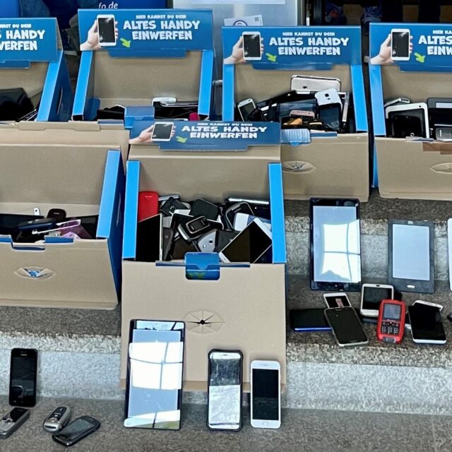 Erfolgreiche Handysammelaktion